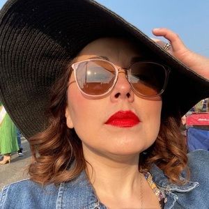 Meet your Posher, Krystin